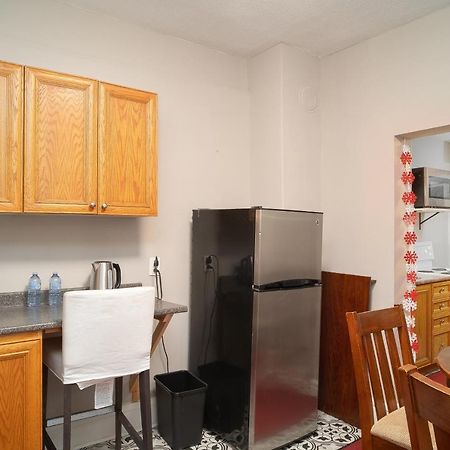 Room #3 Ottawa Downtown Екстер'єр фото